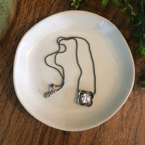 Silpada flower necklace N1411